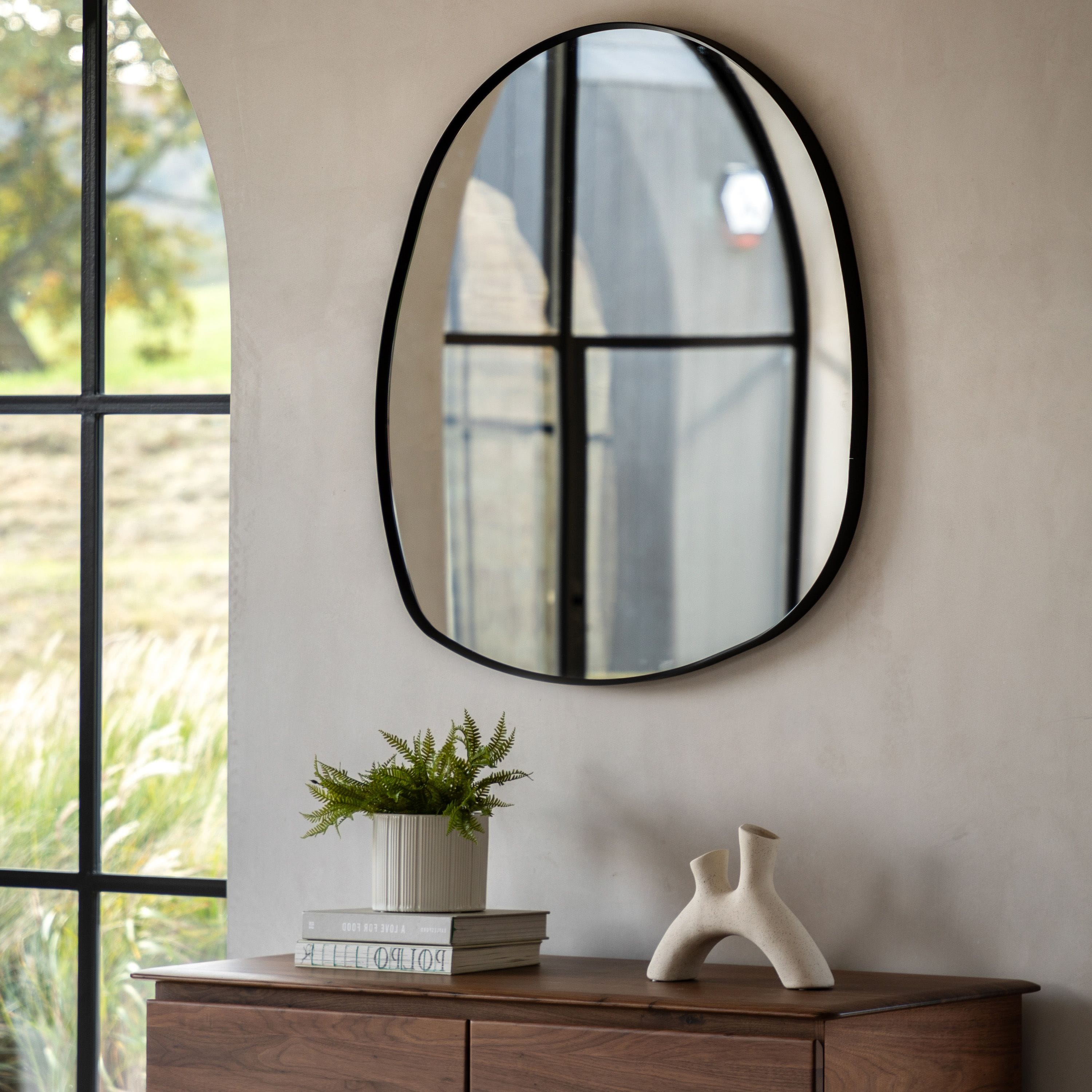 bodhi-mirrors-holdon-pebble-