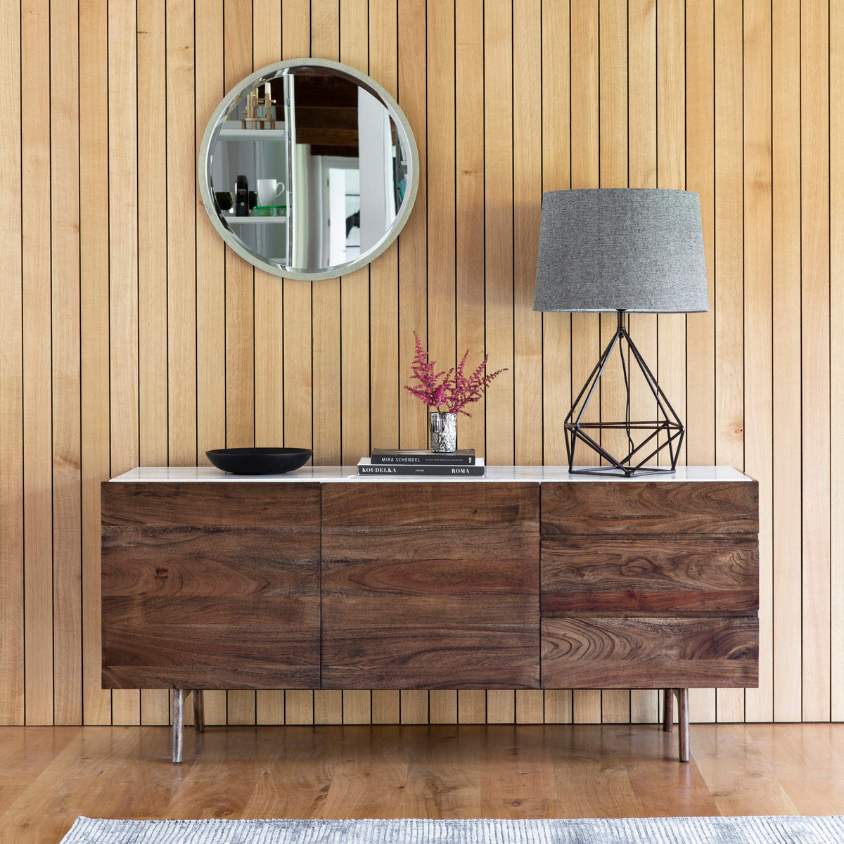 Home Design Inspired by the Rustic Outdoors.