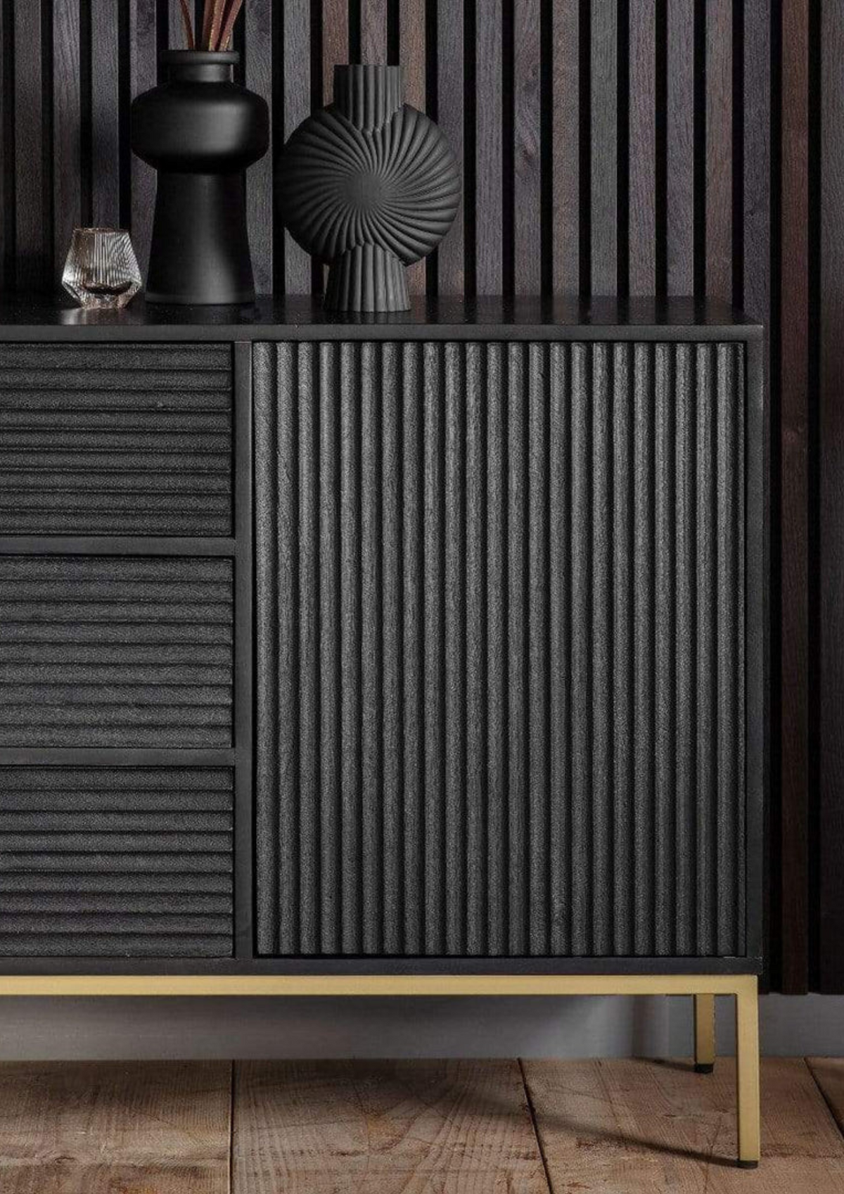 A Guide to Colour Drenching Your Home: What It Is and How to Pull It Off.