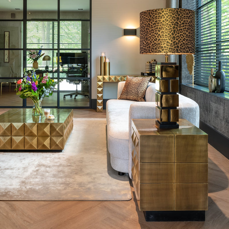 The Ultimate Convenience: Discover the Benefits of Online Furniture Shopping with House of Isabella.