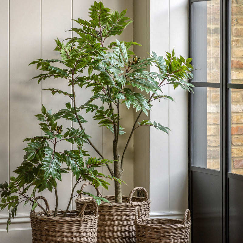 Style Meets Function: Top Tips for your Interior with Tables, Fake Plants & Free Standing Mirrors