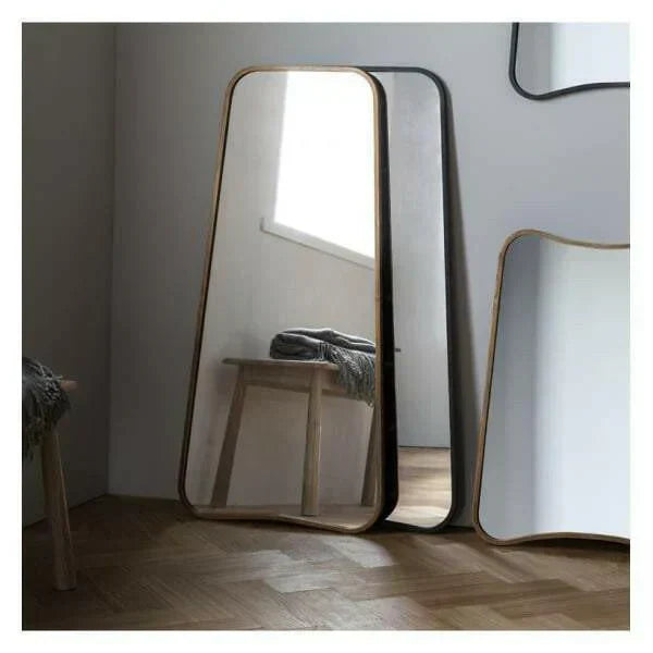 Everything You Need to Know About Mirrors: Design, Care, and Choosing the Perfect Style.