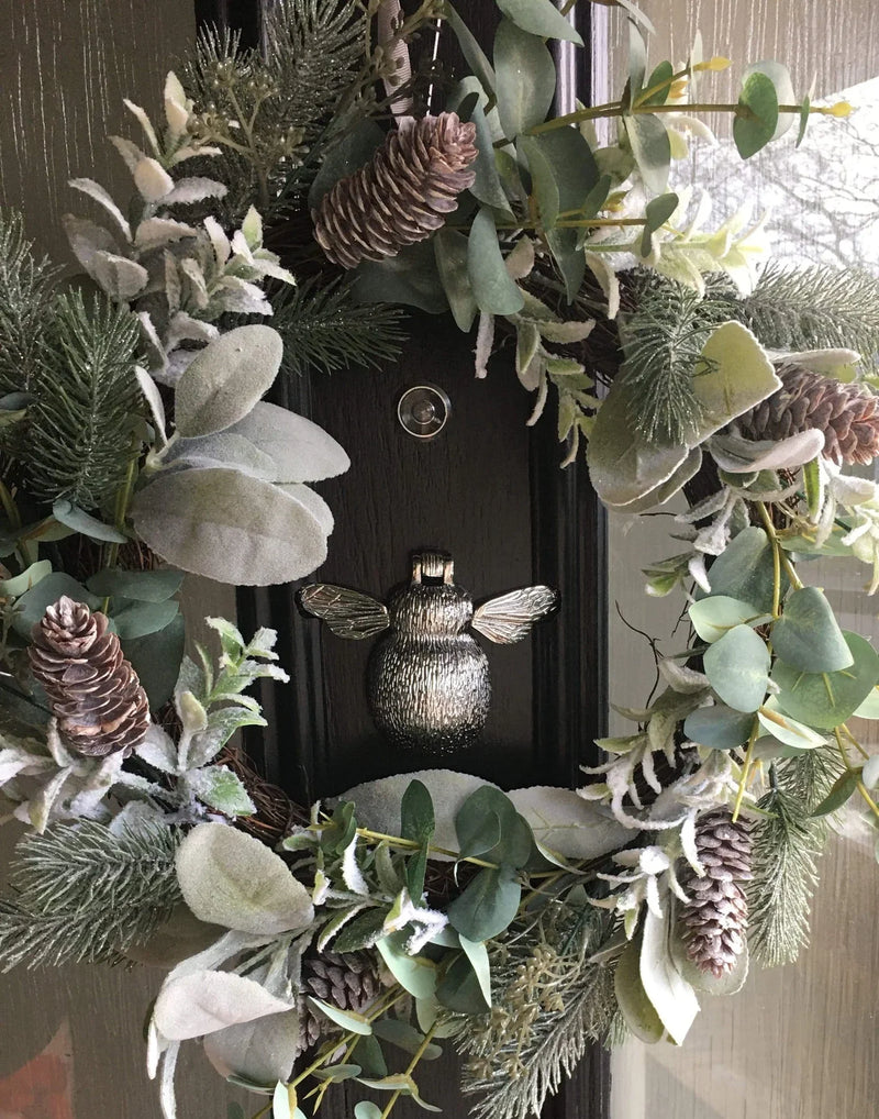 Make a Memorable Entrance: 5 Easy Ideas to Update Your Front Door Decor.