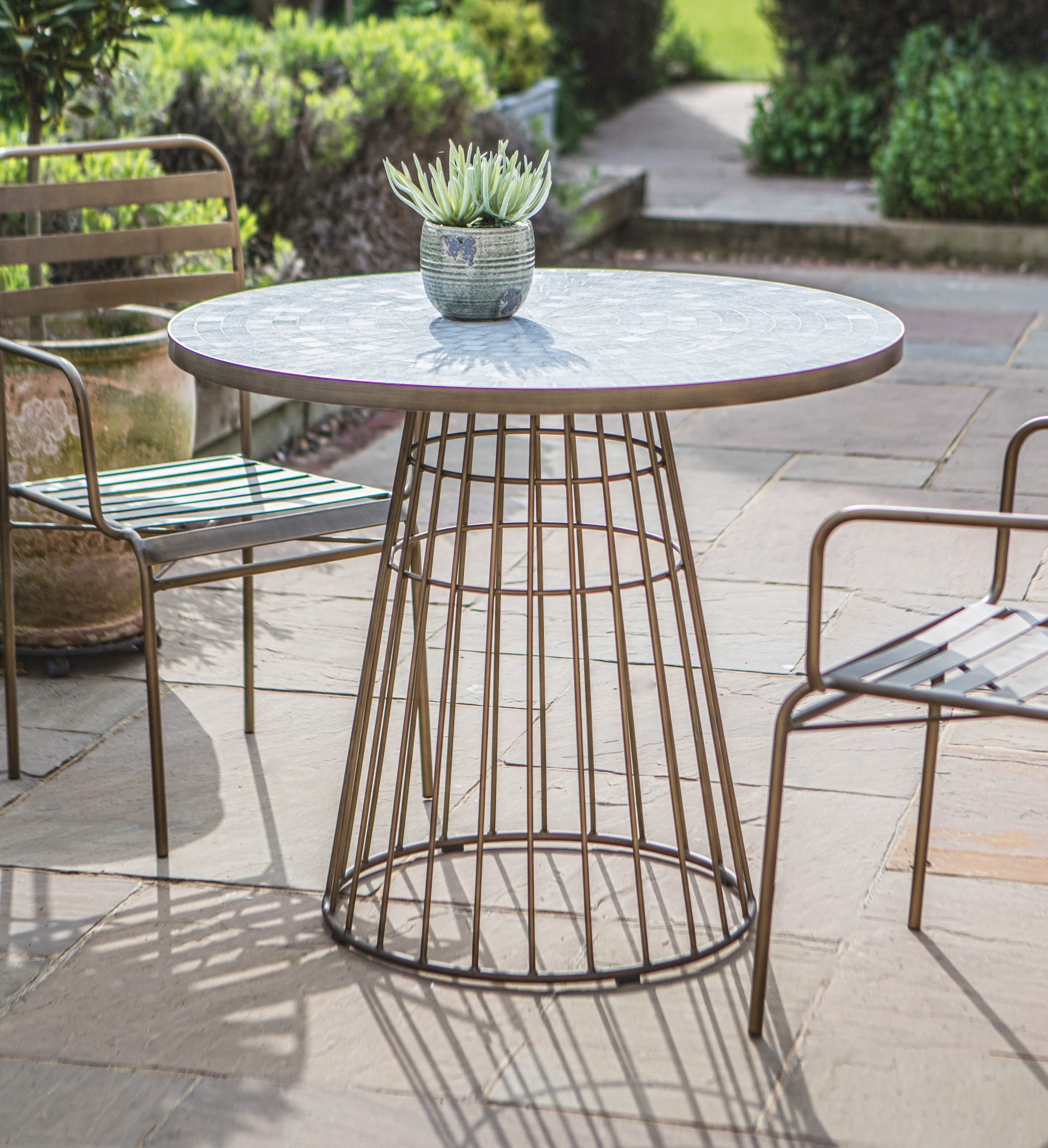 Luxury Outdoor Furniture, Patio & Garden Accessories