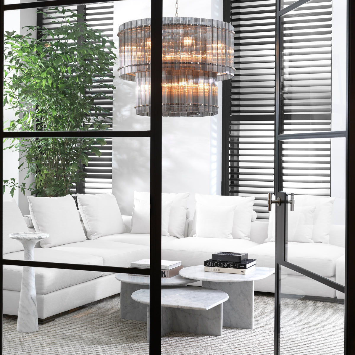 Eichholtz Living Sofa Clifford 2-Seater - Avalon White with Black Feet House of Isabella UK