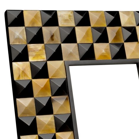 Picture Frame Magician