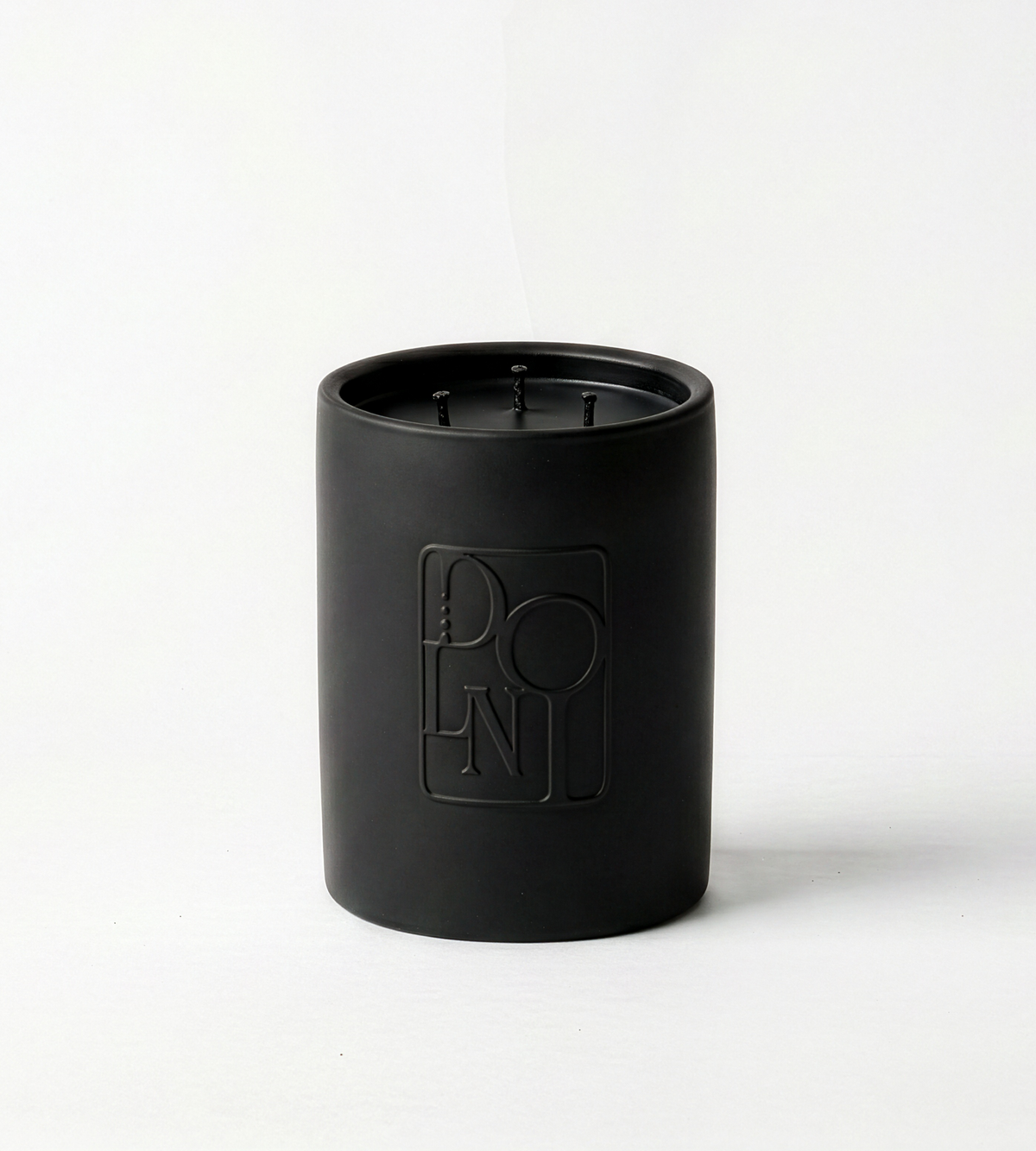 Dolni Large Black Ceramic 600g Tuberose & Sandalwood Candle