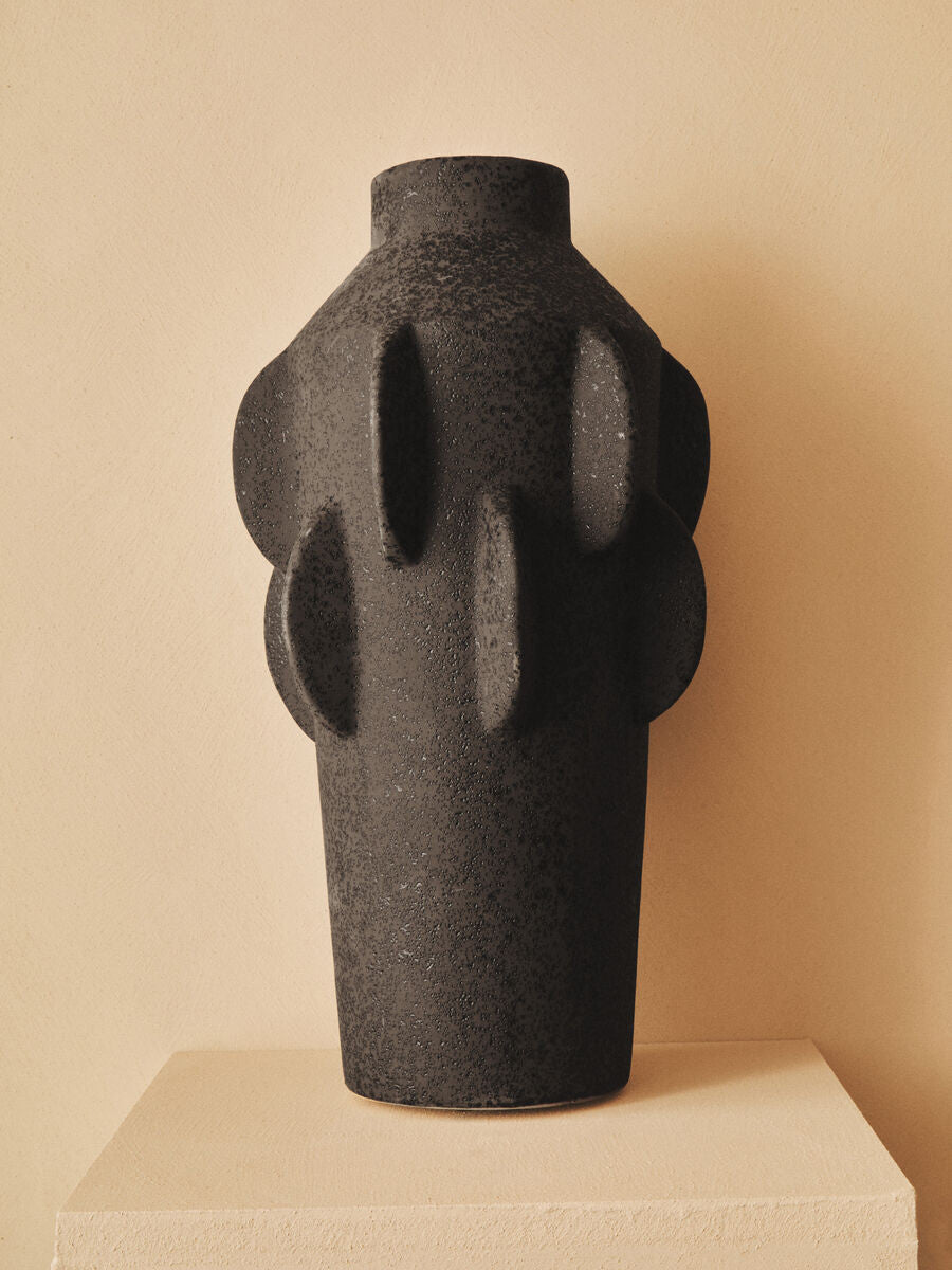 Sidra Large Black Textured Vase