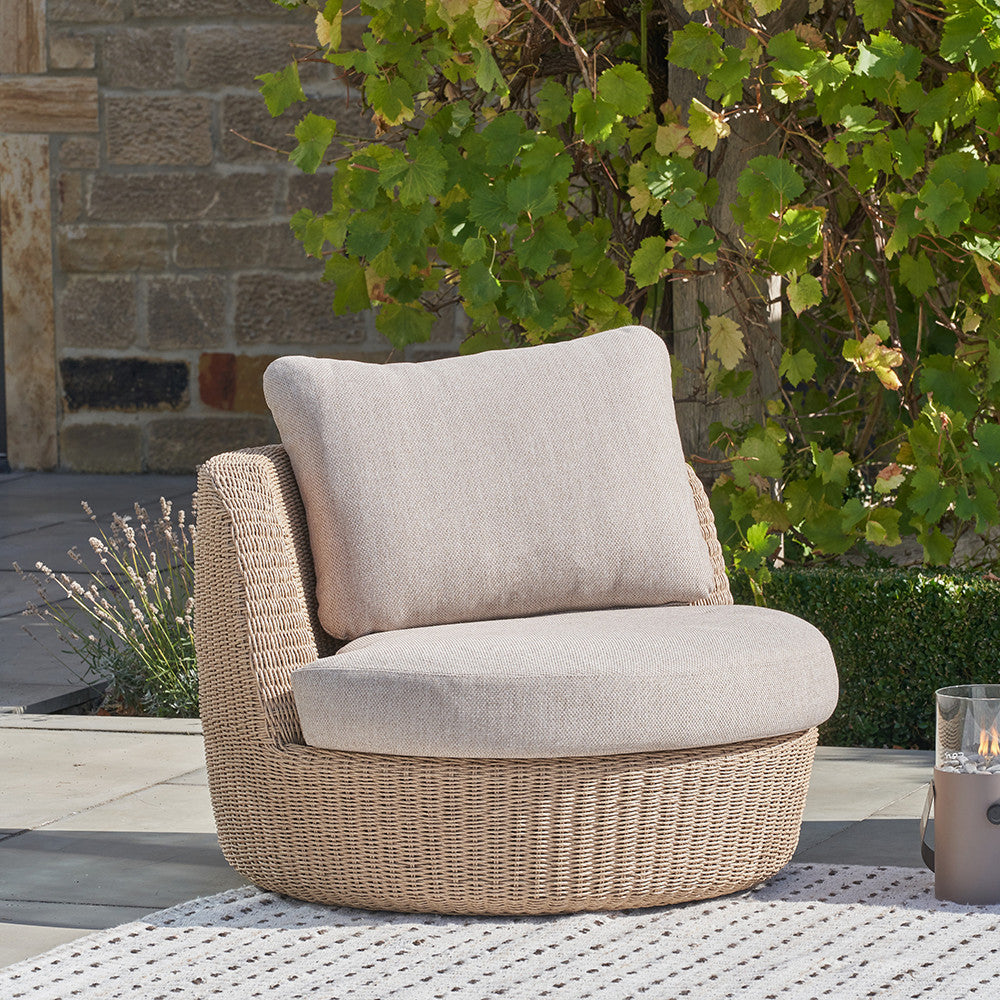 Kampala Outdoor Lounge Chair