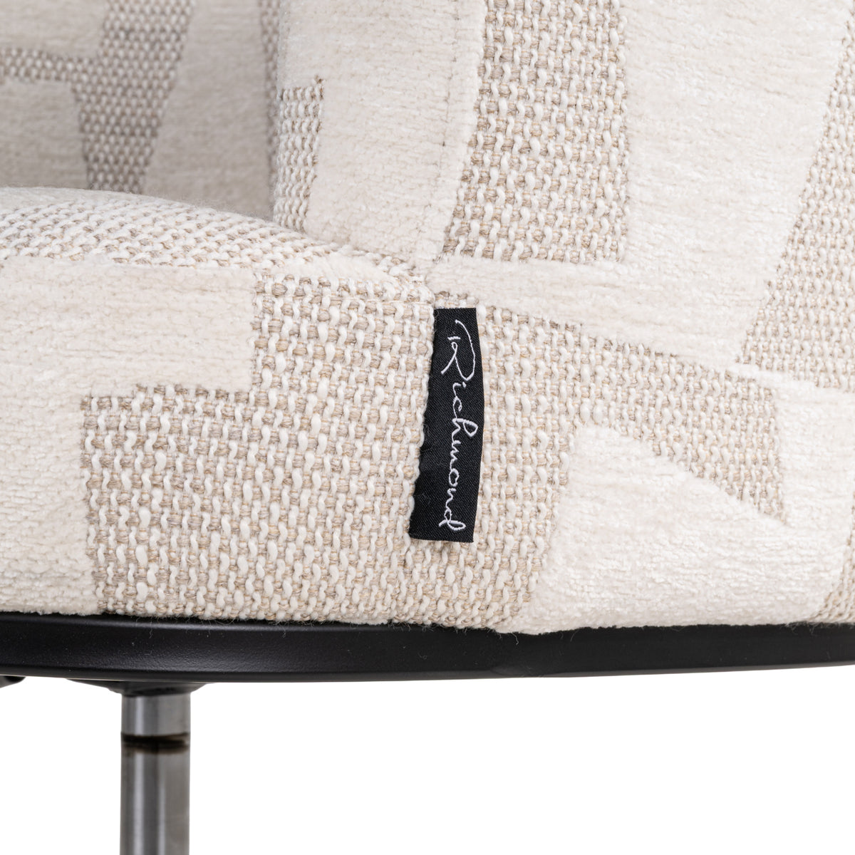 Dining chair Rochenne beige graffic swivel on wheels