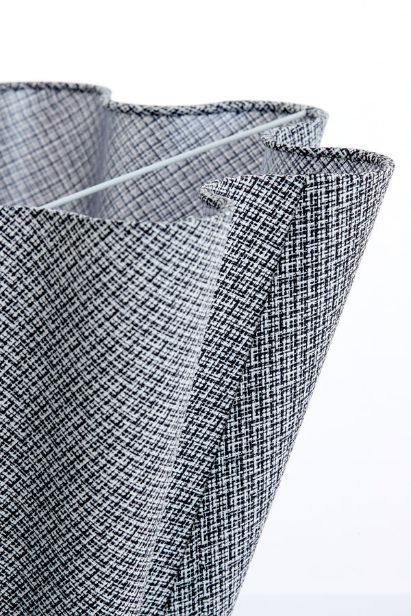 Shade round wave 50-18,5-45 cm BEZAHA linen black-white