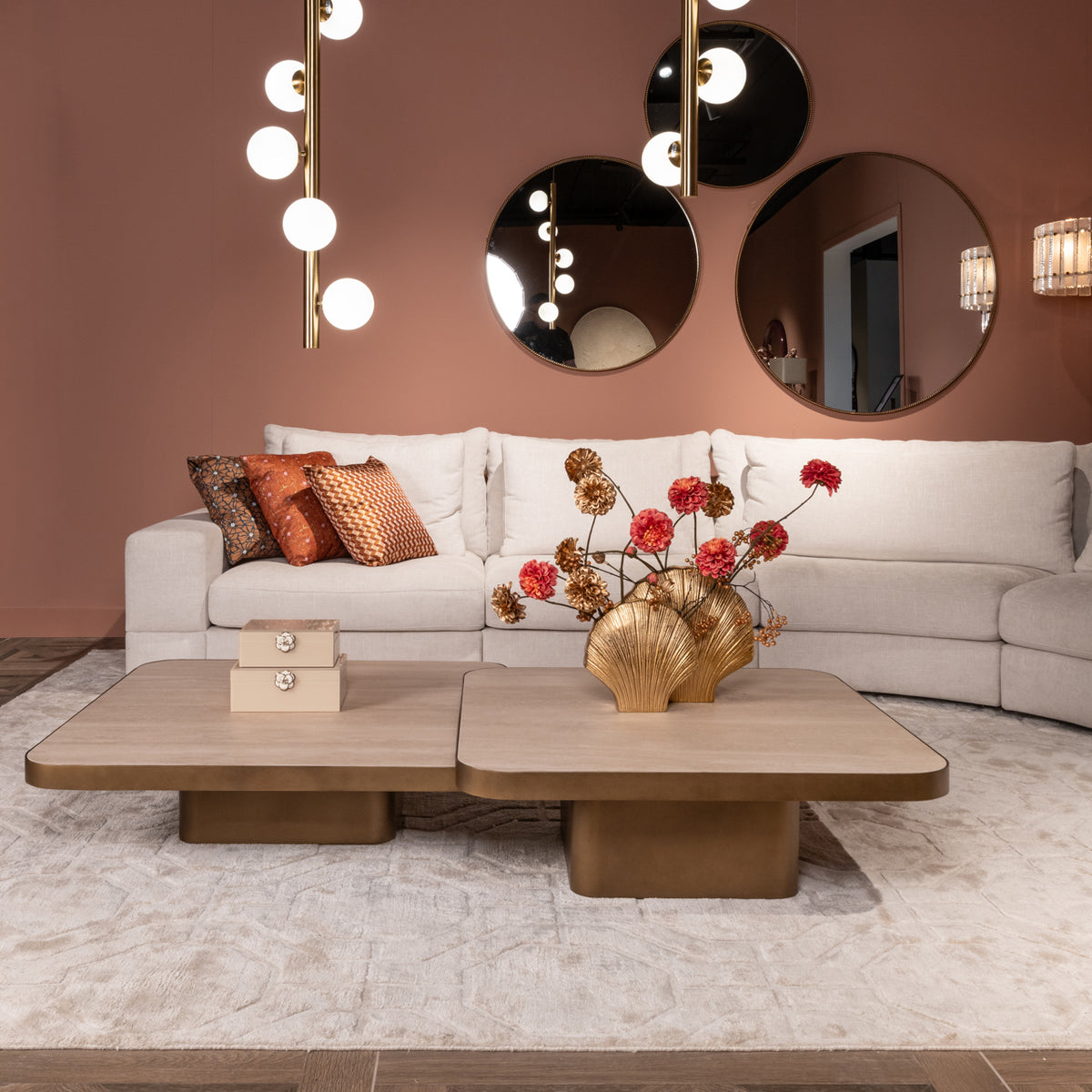 Coffee table Claridge beige 70x70 (cumulus)