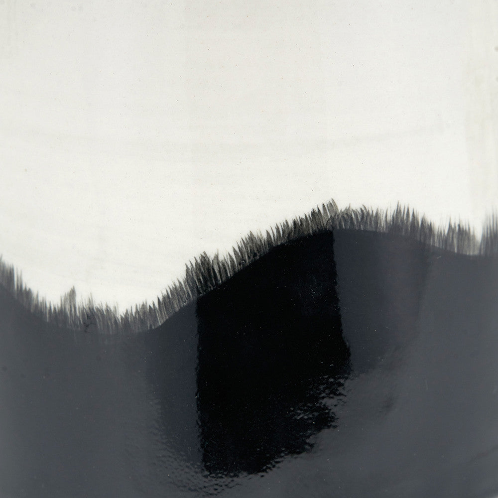Arlese Monochrome Abstract Ceramic Table Lamp