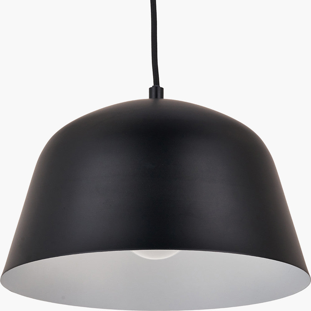 Amalie Black Metal Retro Pendant