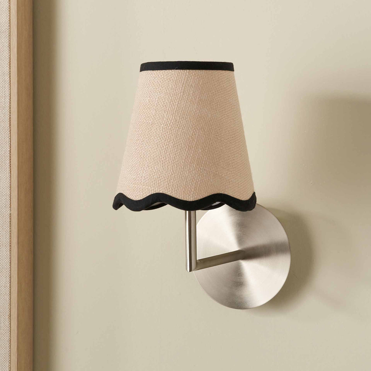 Tabitha 14cm Cream Jute Scalloped Edge Tapered Candle Clip Lampshade with Black Binding