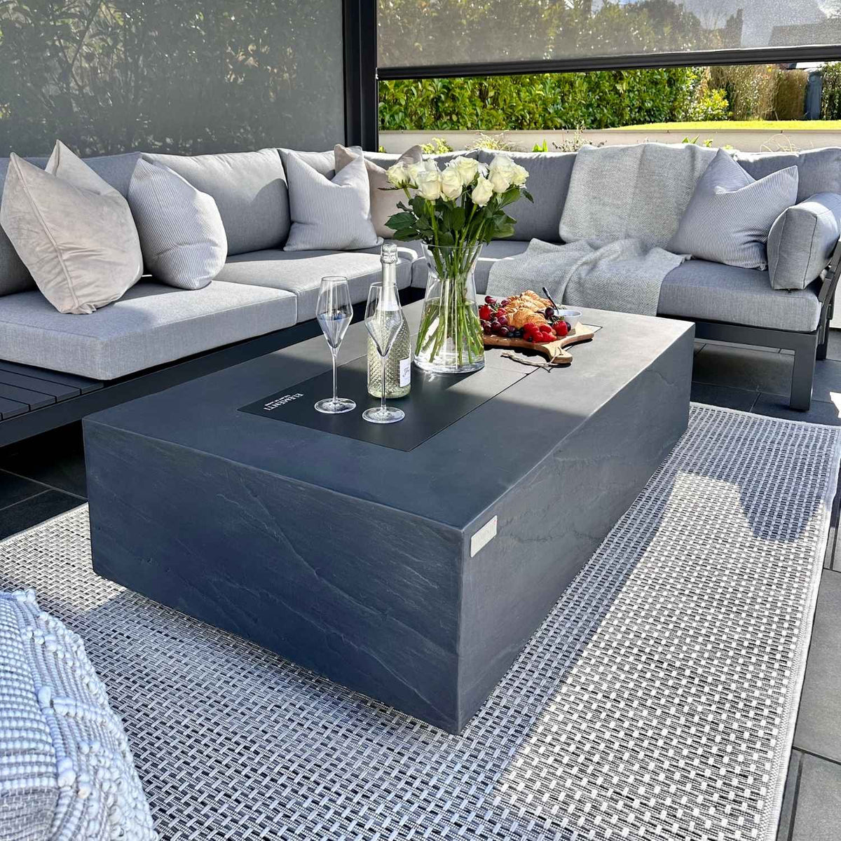 Magic Outdoor Rug Cream | 3610