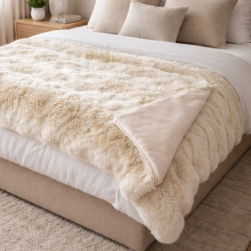 Malini Raffles Natural Throw