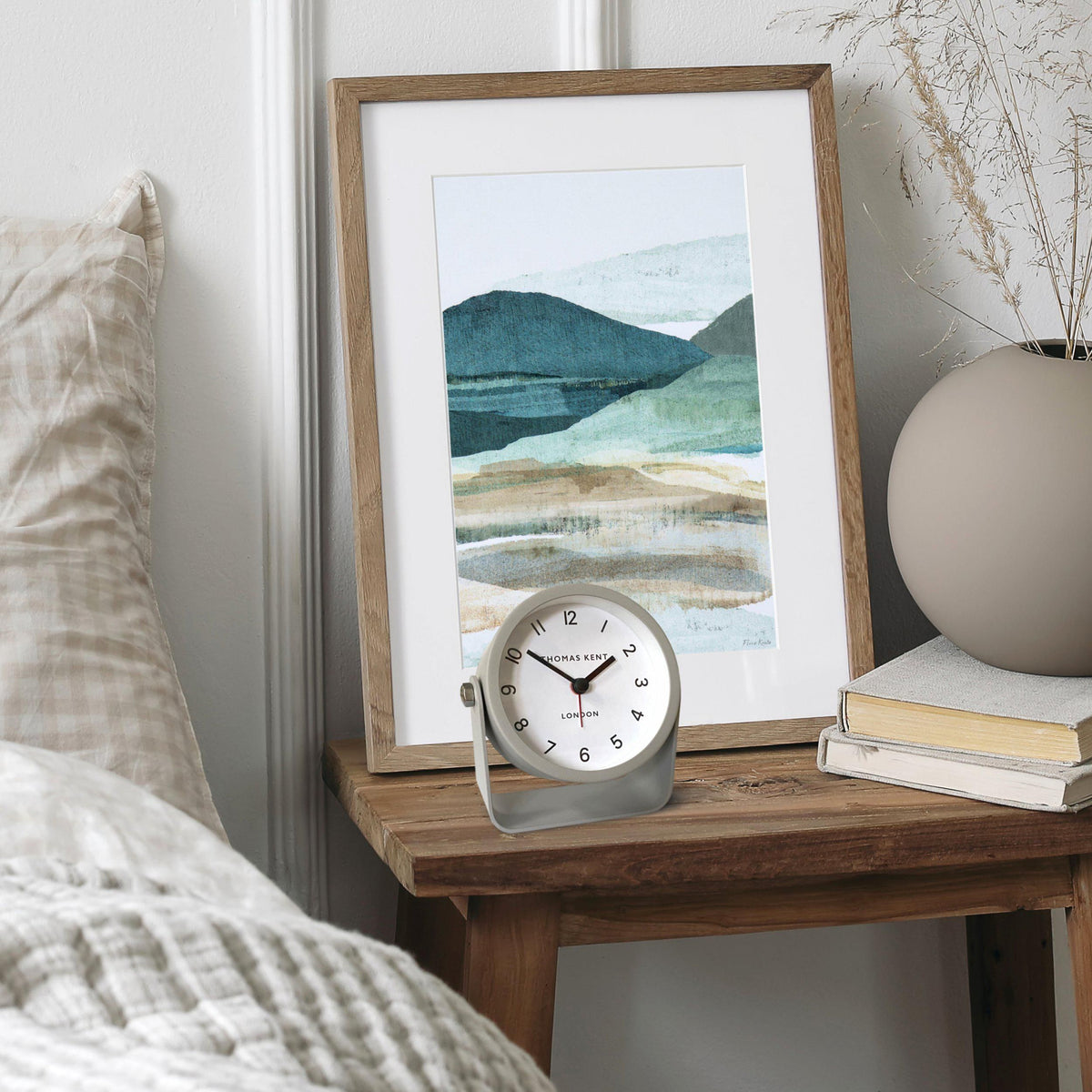 Wren Alarm Clock Dove Grey
