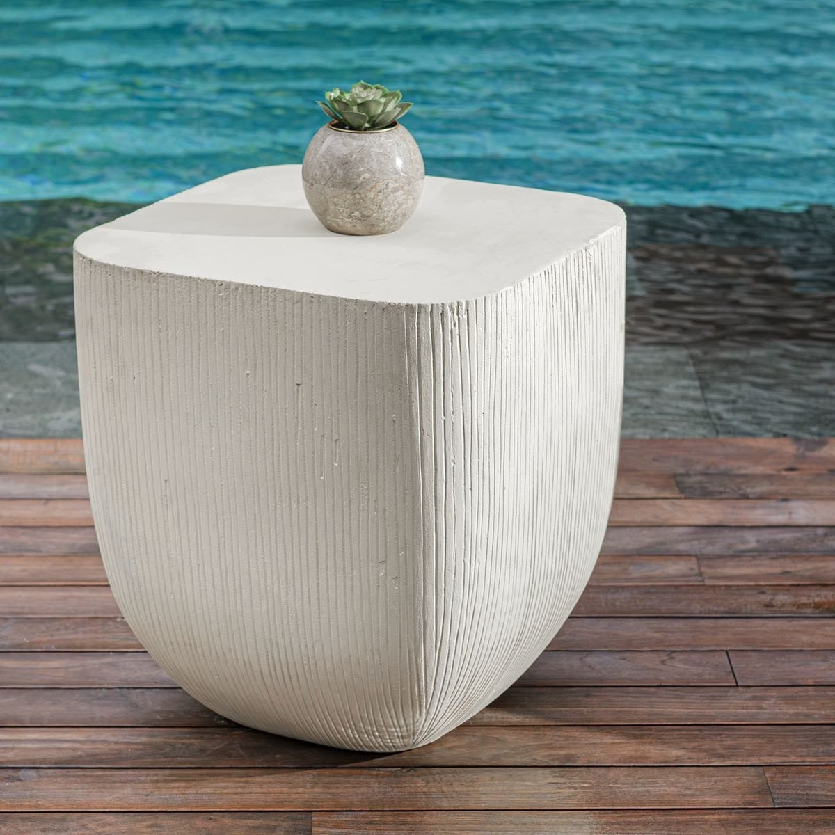 Alma Concrete Indoor/Outdoor Side Table