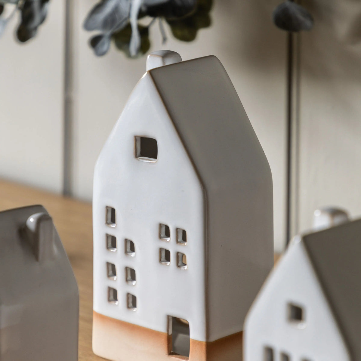 Pearly White Ceramic Tealight Houses 3pk