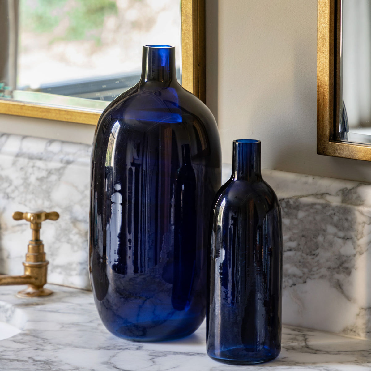 Santo Glass Bottle Vase Ink Small