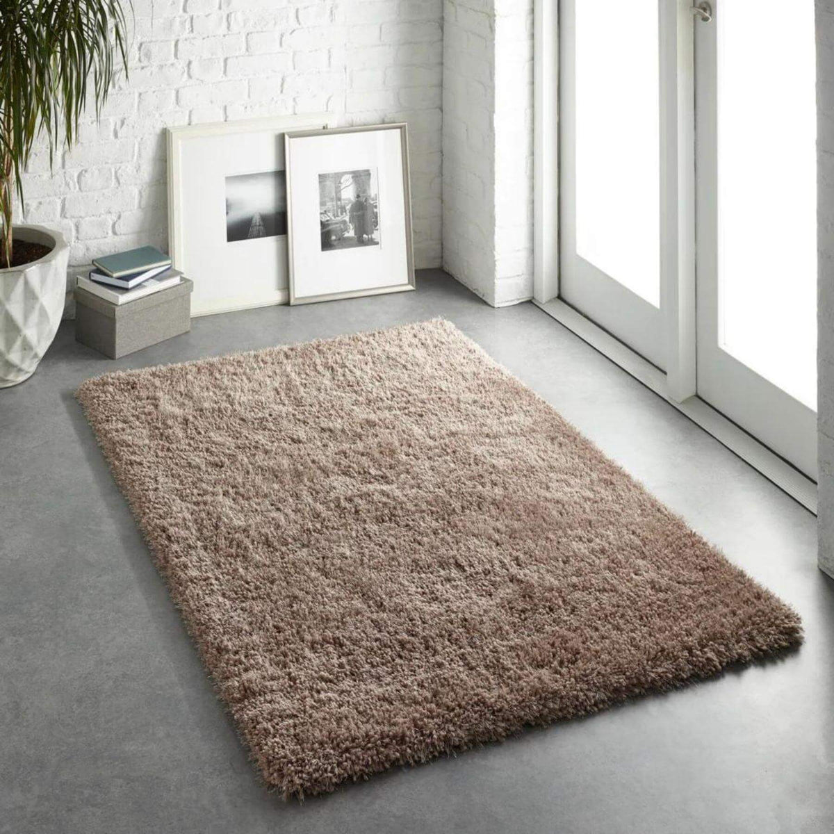 Chicago Latte Shaggy Rug