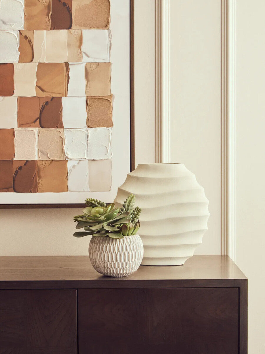 Mira Small Ivory Finish Rippled Round Vase