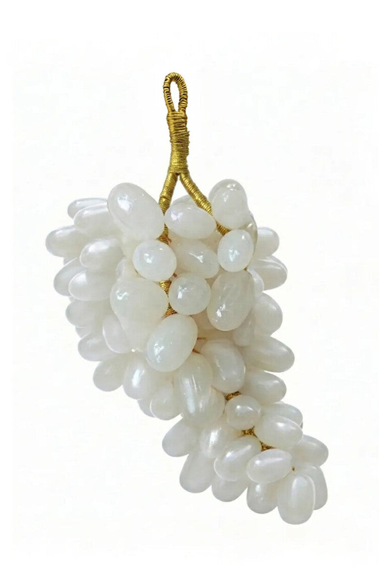 Oleena Large White Onyx Decorative 100 Grapes
