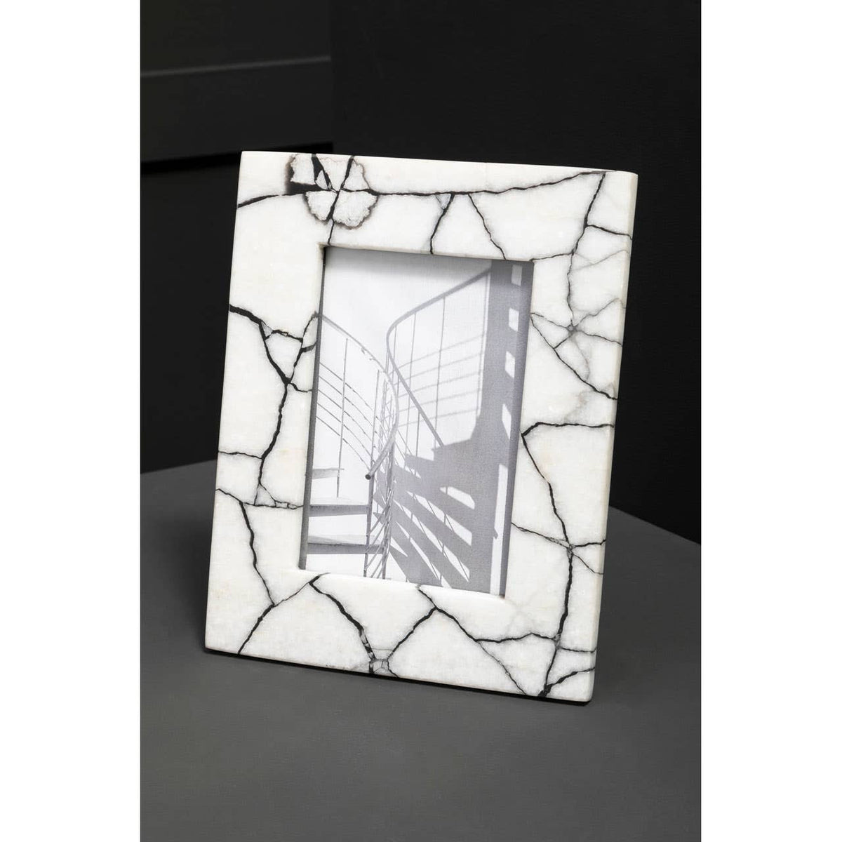 Marmara White and Black Marble 5In X 7In Large Photo Frame