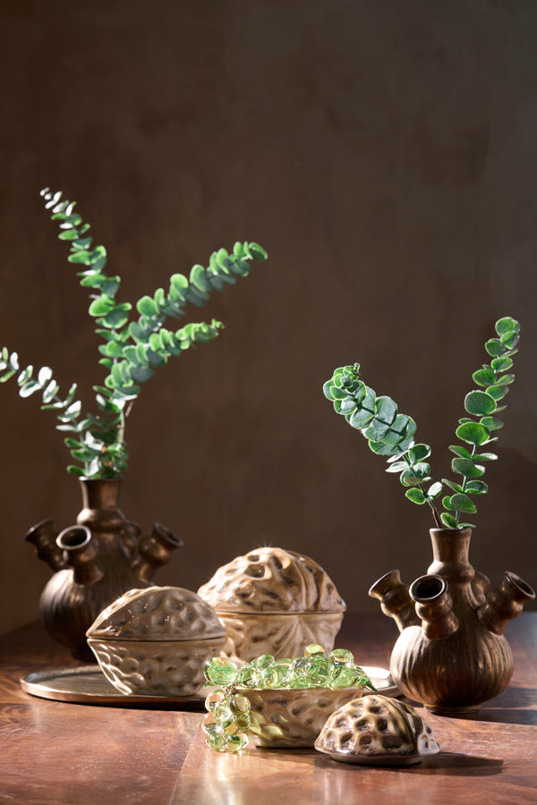 Deco box 18,5x15,5x14,5 cm WALNUT ceramics sand