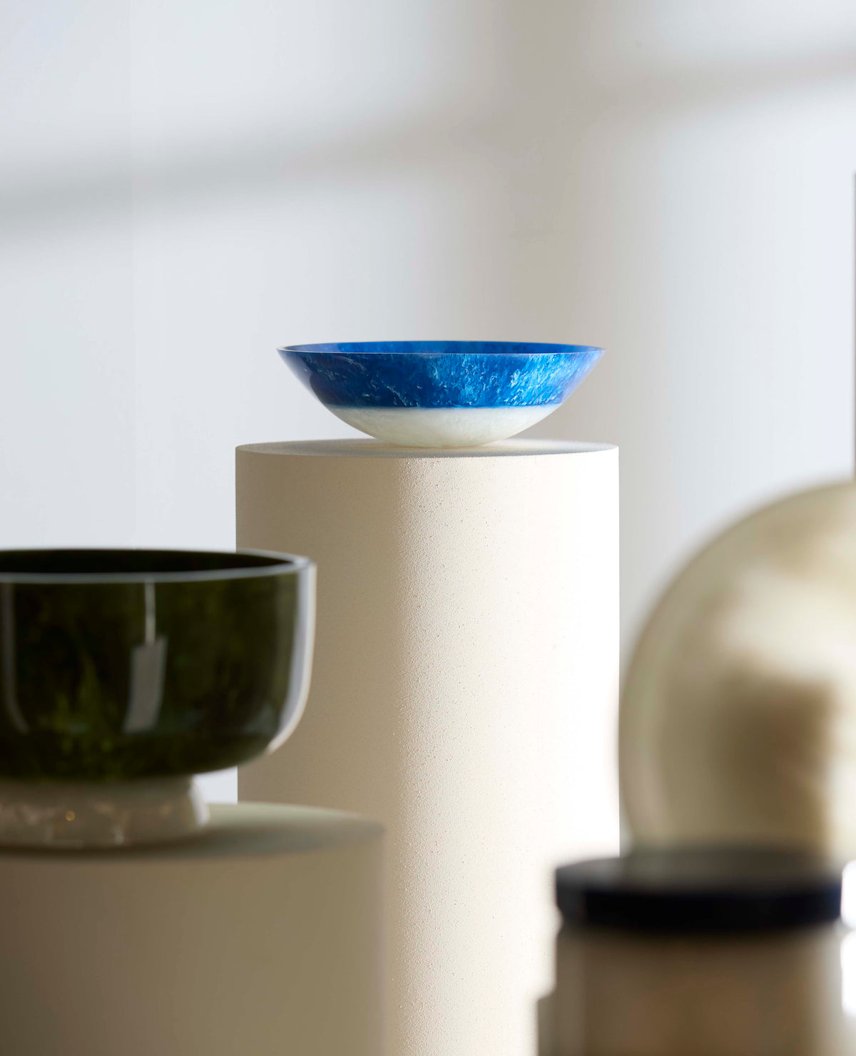 Dish 26x7,5 cm BINANGA blue+white