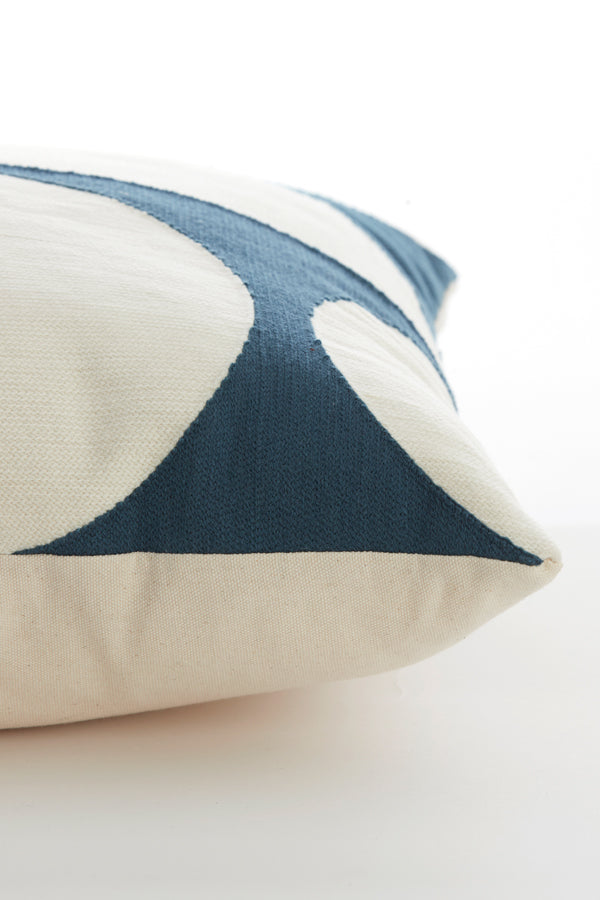 Cushion 45x45 cm USERA blue+white