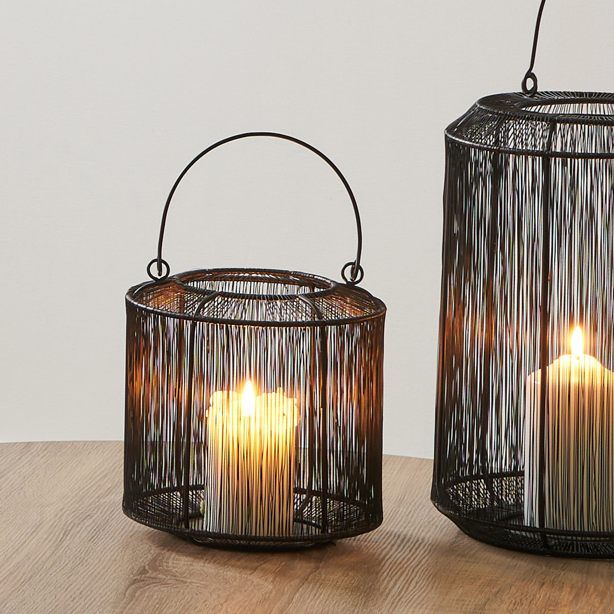 Matt Black Mesh Metal Round Lantern Small