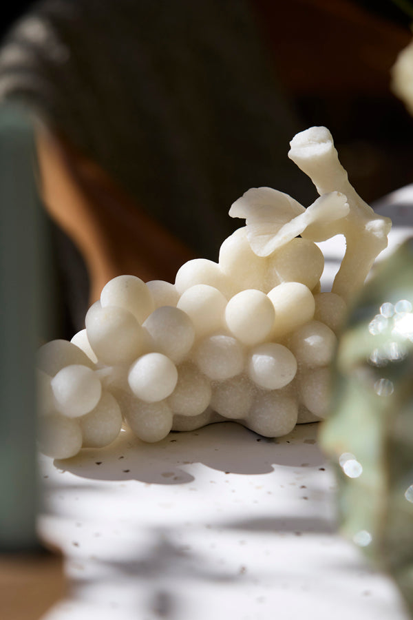 Ornament 24x11,5x15 cm GRAPE cream