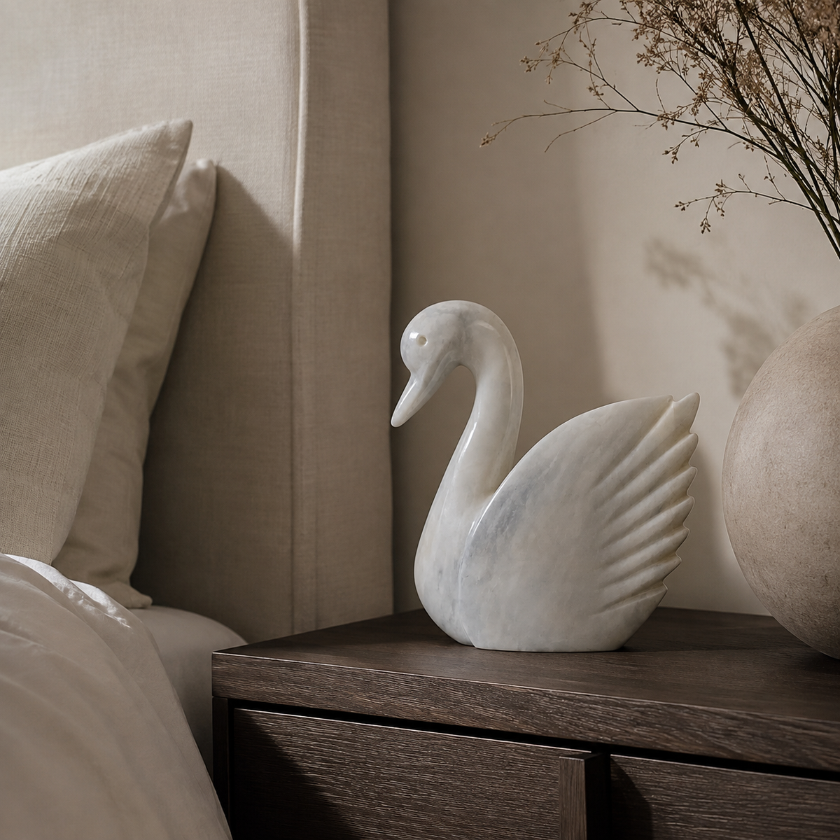 Zoro White Marble Decorative Swan