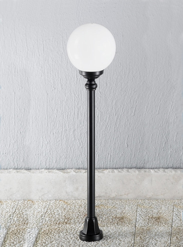 Rotonda Exterior Half-Pos t