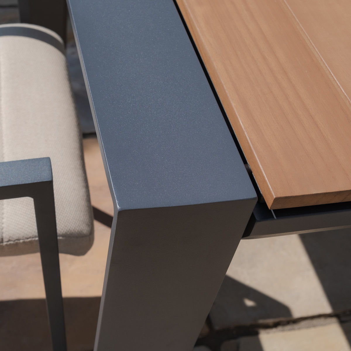 Jakarta Teak Rectangular Extending Dining Table With Ibiza Dining Chairs - Oatmeal