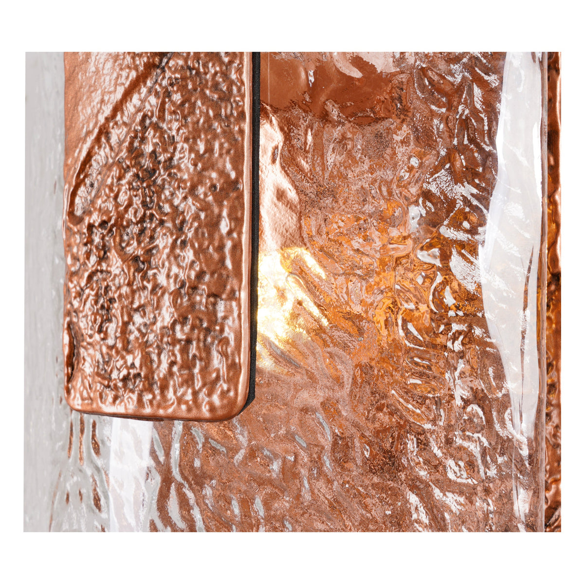 Minerva Wall Lamp.