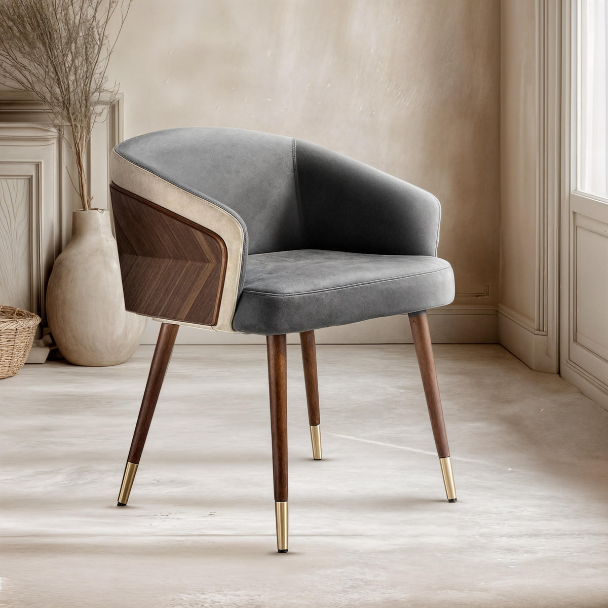 Toshiro Chair