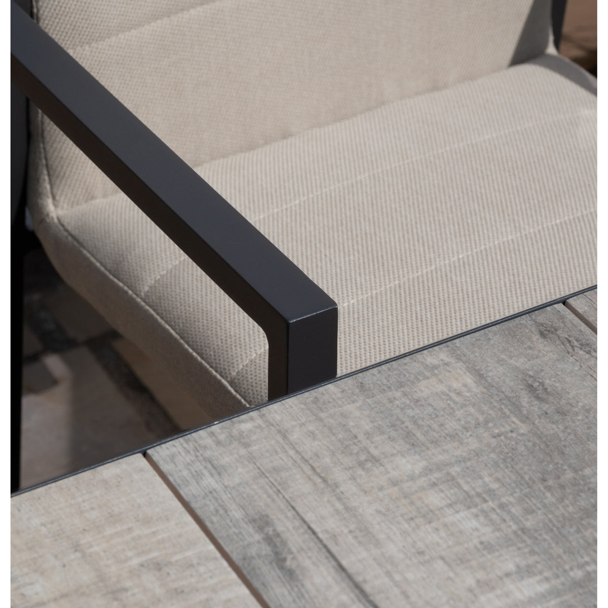 Vienna Rectangular Extending Dining Table With Oatmeal Ibiza Dining Chairs