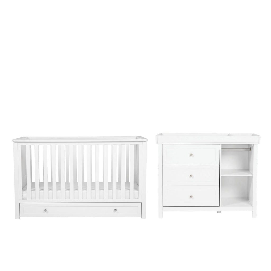 Wanderer Cot Bed Cashmere and Oak