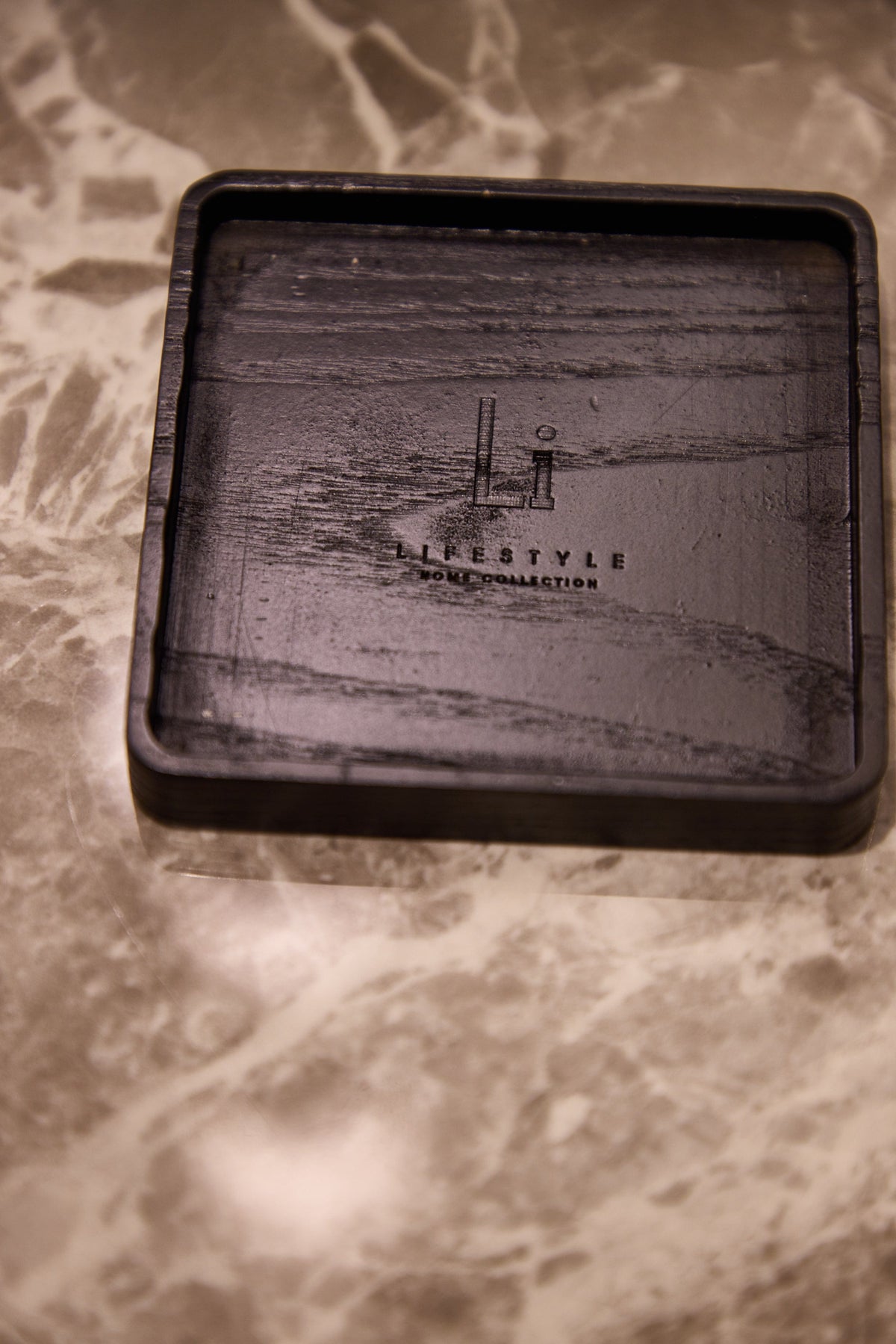 Luxury Square Diffuser - Oud Sapphire