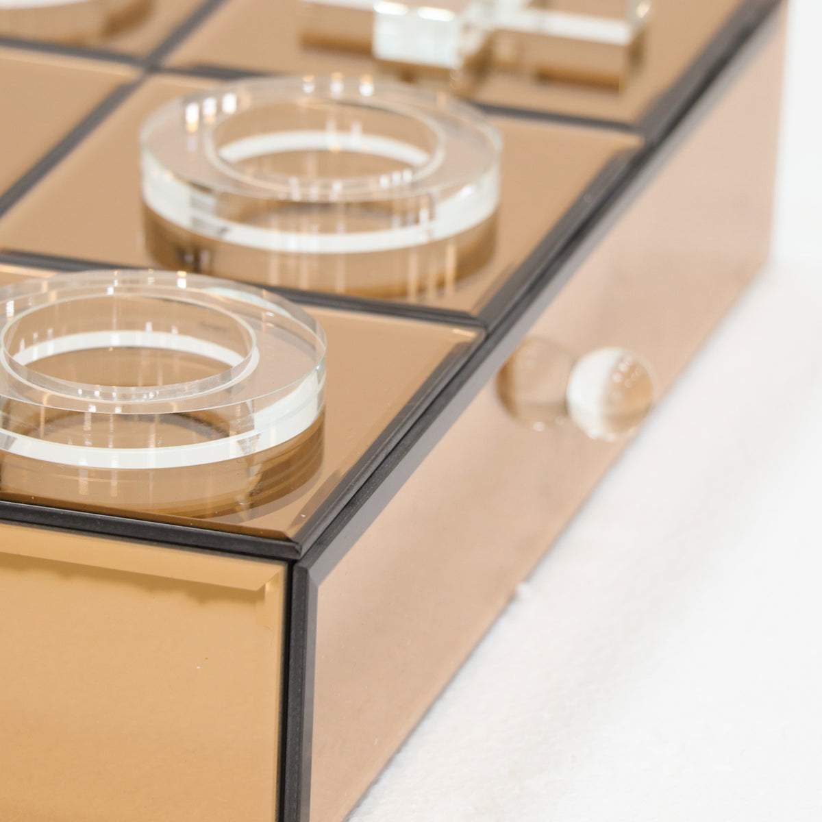 Decorative game Victoria brown Tic-Tac-Toe
