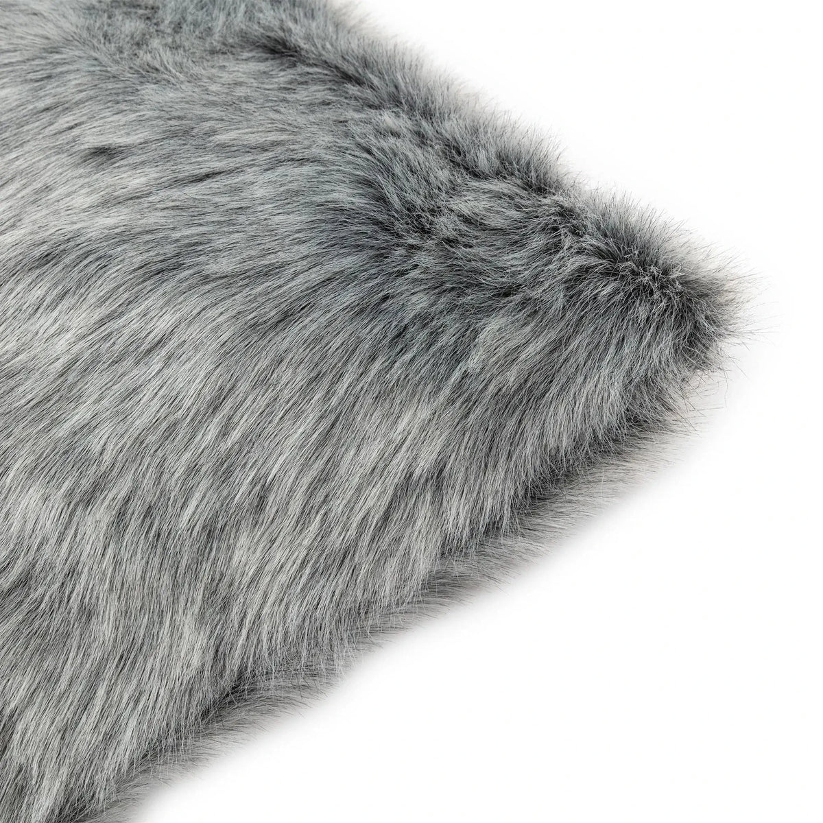 Alaskan Faux Fur Cushion Premium.