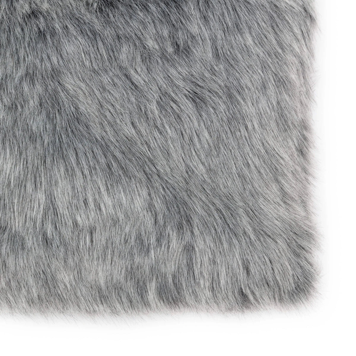Alaskan Faux Fur Cushion Premium.