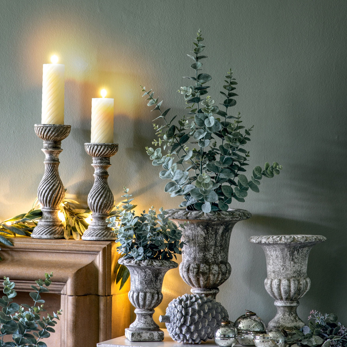 Andersea Urn Aged Medium.