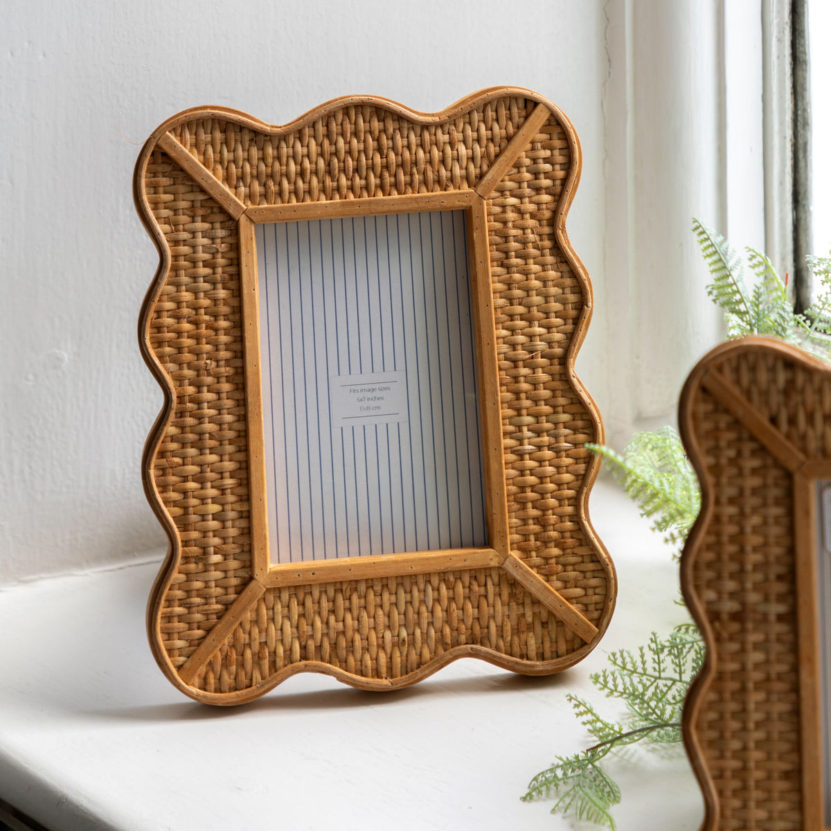 Bodhi Accessories Ayora Rattan Photo Frame 7x5 House of Isabella UK