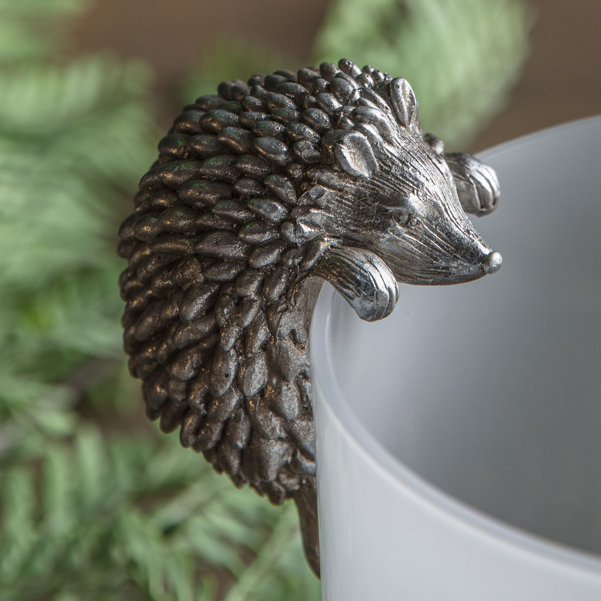 Broomfield Hedgehog Pot Hanger Silver (2pk).