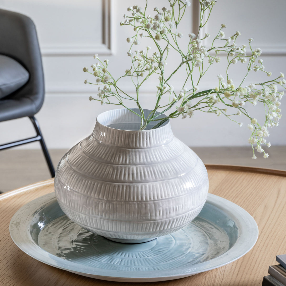 Buckingham Vase - Small Grey.