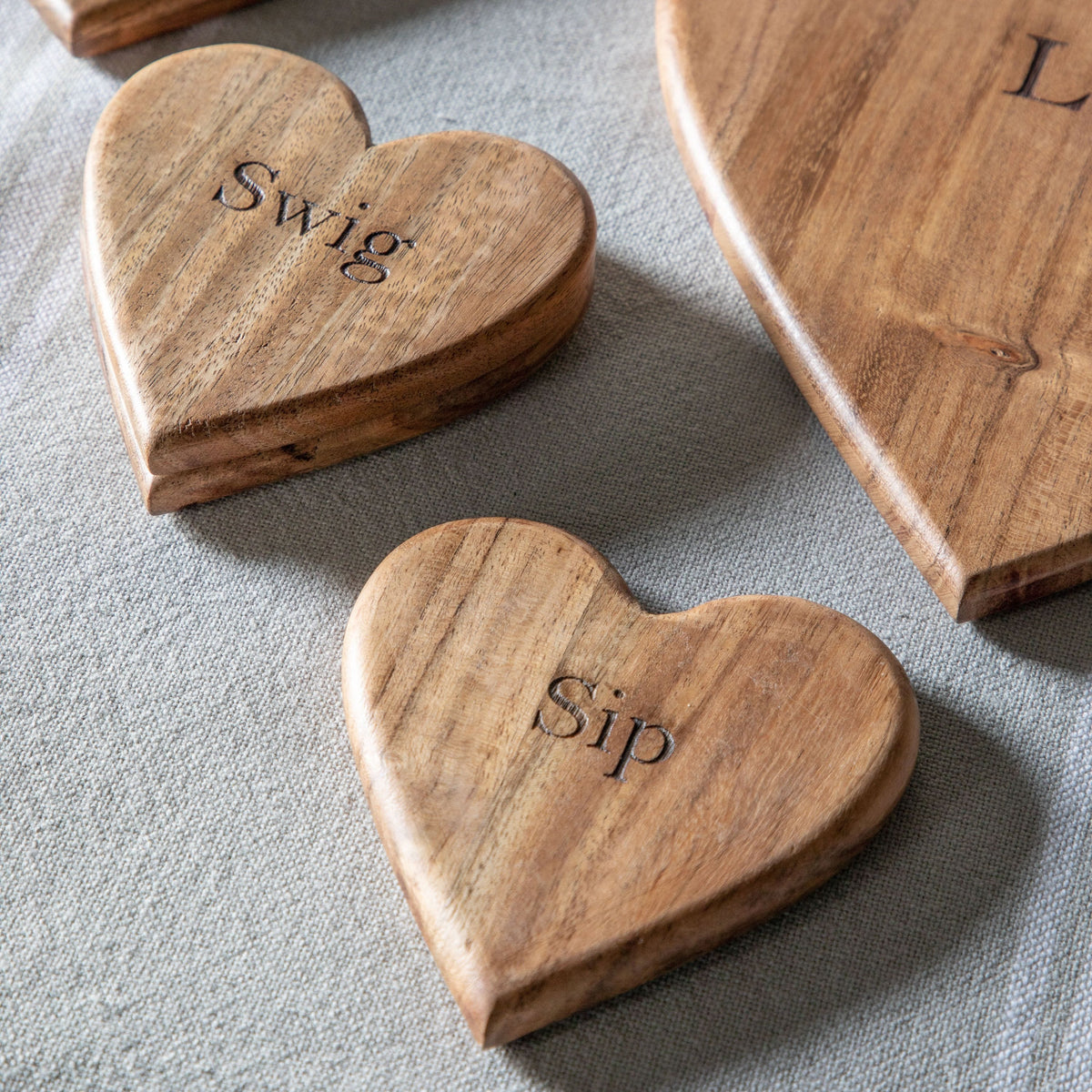 Buckland Heart Coasters Natural Set of 4.